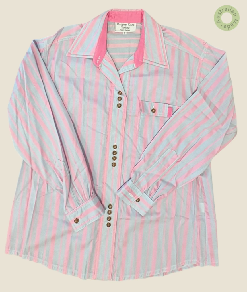 #107 – SKye blue base with baby pink vertical stripes. Complemented by contrast Magenta