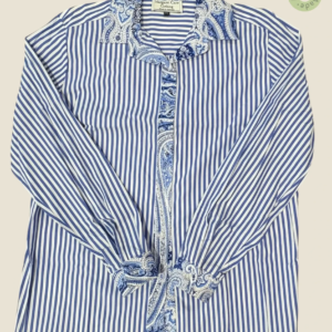 #403 – A crisp blue and white vertical stripes. This classic pattern is elevated by a d