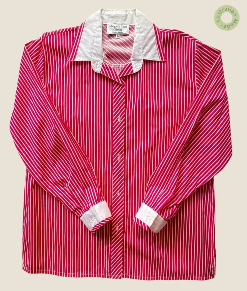 #228 – This professional shirt is crafted from a lightweight fabric featuring a vibrant