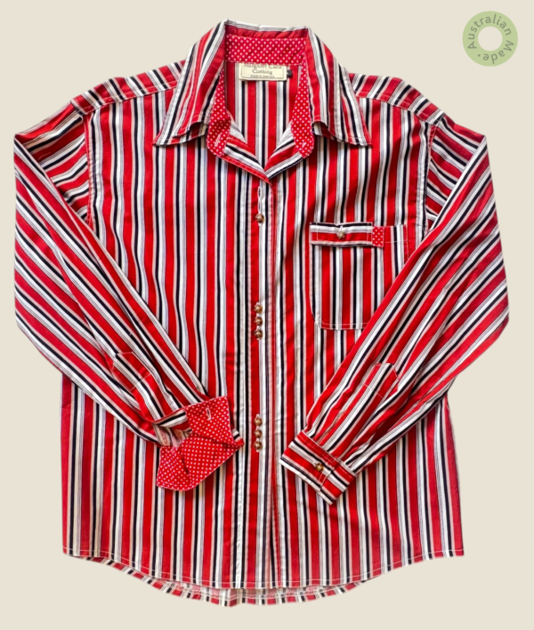 #112 – This professional shirt is crafted from a slightly thicker, mid-weight cotton fa