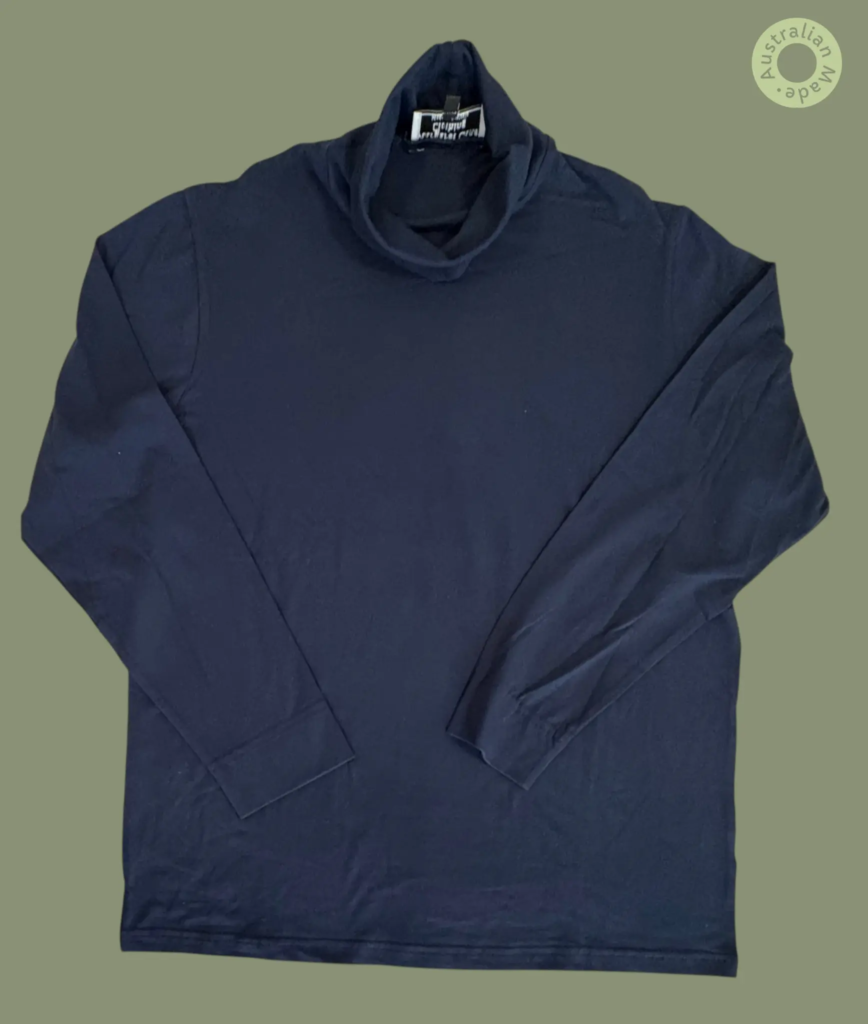 #612 – This topis a solid Navy throughout the body, sleeves and turtleneck. Photo #5298